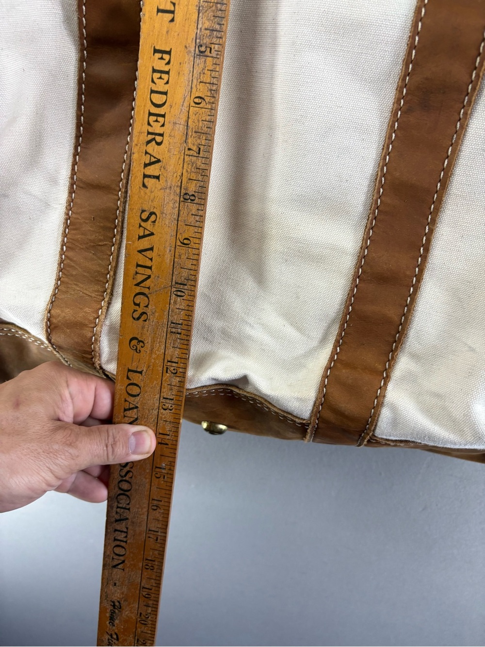 Vintage J. Peterman Duffle Bag Nubuck Leather Bottom Kentucky - Picture 9 of 10